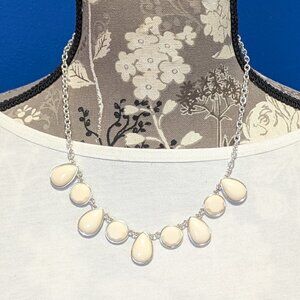 Liz Claiborne Classic/Chunky/Statement Silver Tone w/ White Enamel Necklace!